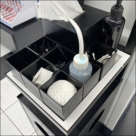 Cosmetics Amenities Architectural Column Outfitting