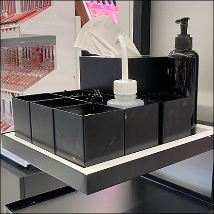 Cosmetics Amenities Architectural Column Outfitting