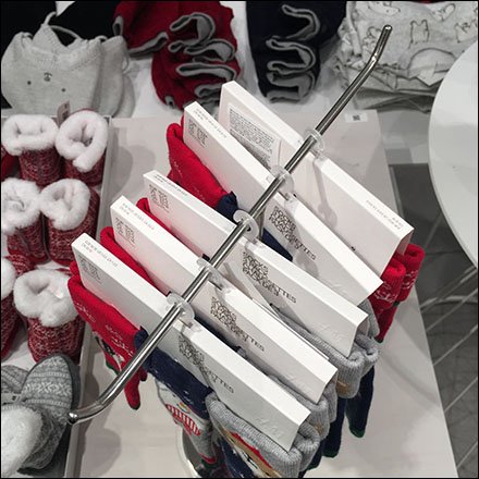 H&M Table-Top Boxer-Hook Display Stand
