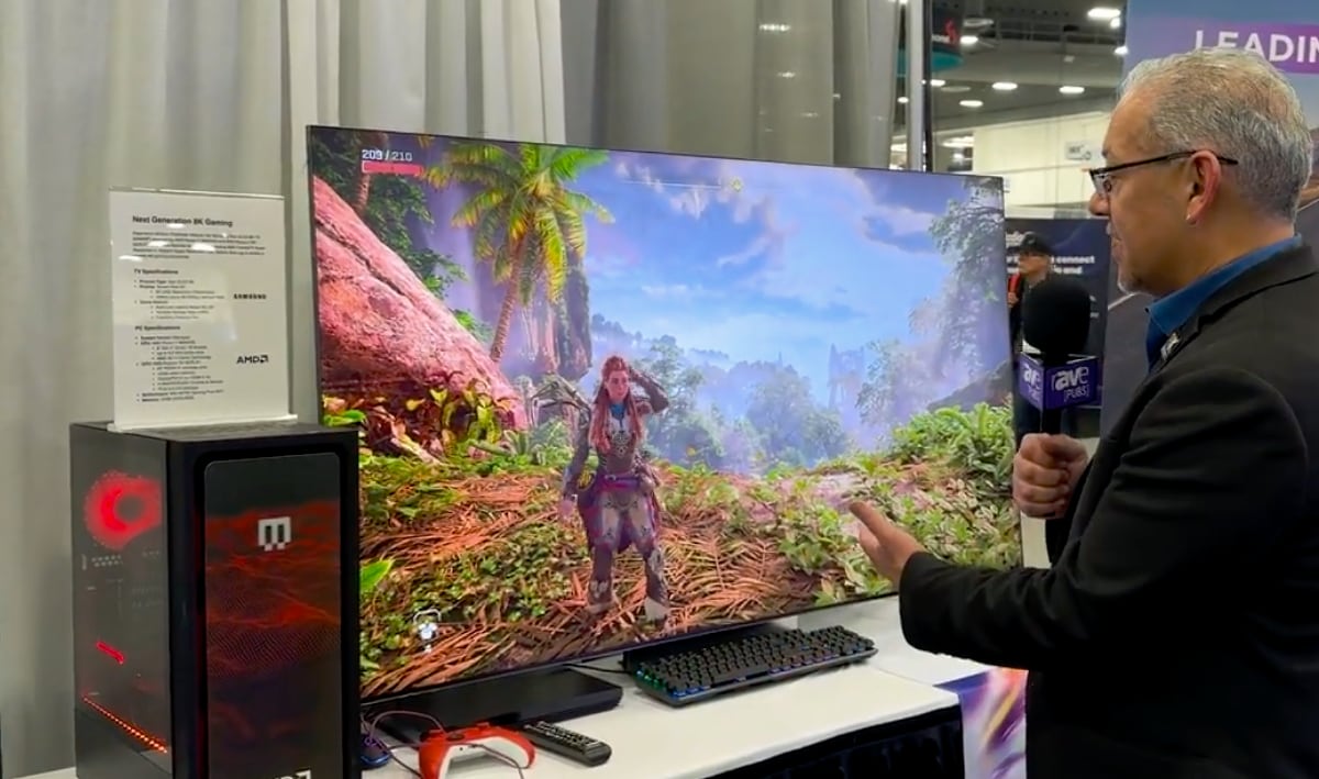 8K 120Hz Samsung Small 