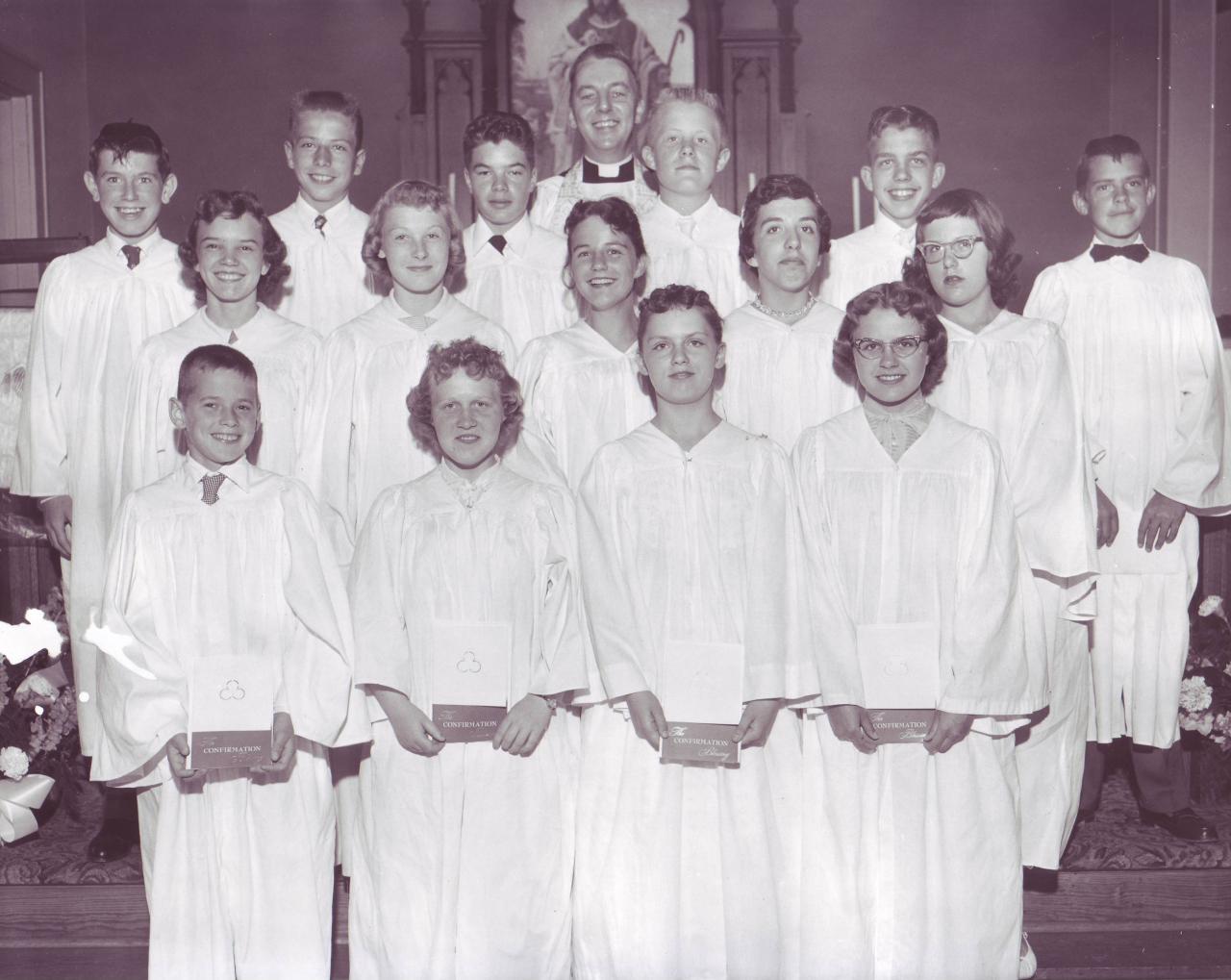 1958 1st row: Ed Matz, S. Oehlerking, S. Harris, M. Hedquist 2nd row: Karen Krumwiede, Beth Surber, Patty Helt, Sandra Miller, Myra Ebel