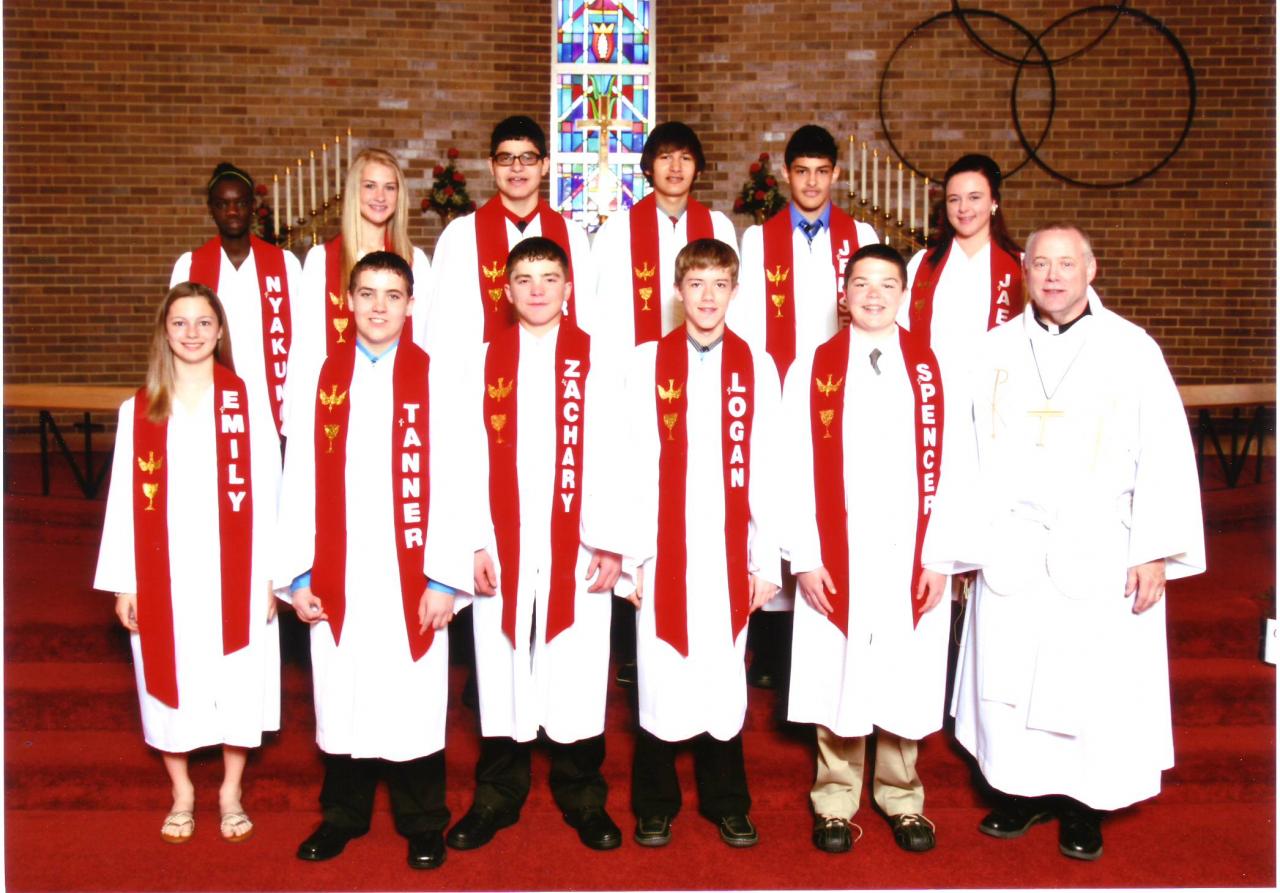 2013 1st row: Emily Fellin, Tanner Koeppe, Zachary Saunders, Logan Rahn, Spencer Leiting, Pastor Jerry Gilbreath 2nd row: Nyakuma Loroa, Kori Fischer, Jarren Wallace, Anakin Porter, Jensen Wallace, Jaecee Benson ©Bobier Studio