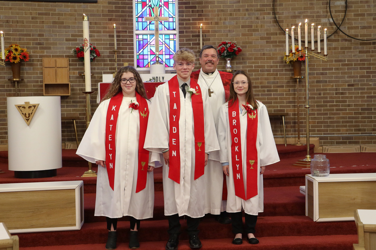 2021 1st row: Katelyn Renea Lieber, Tayden Matthew Kinnaman, Brooklyn Rose Sorem 2nd row: Pastor Douglas Dill