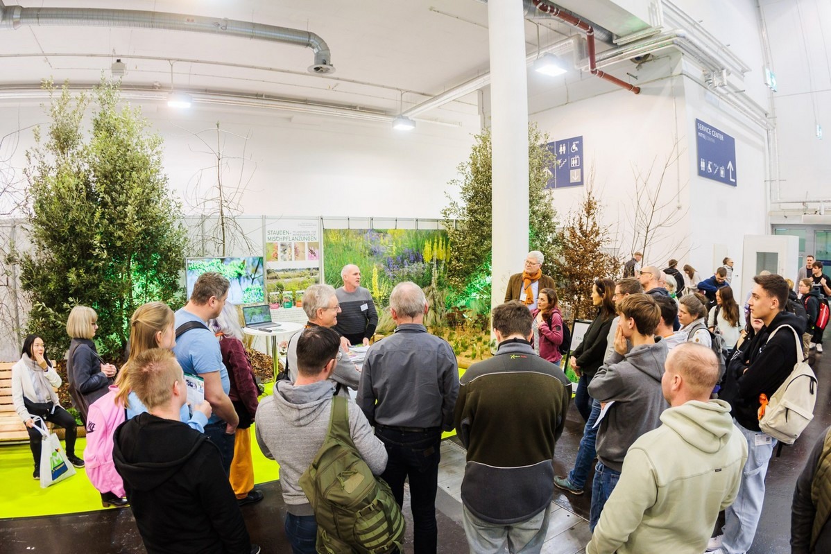 Guided tours on trends, product ranges and technology at IPM Essen