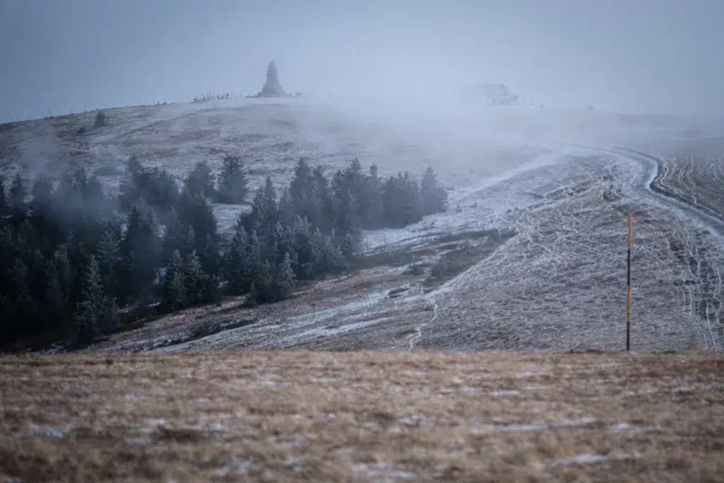 Bismarckdenkmal am Seebuck, Schwarzwald (Fuji X-T5 mit Voigtländer Apo Skopar 90mm F2.8)