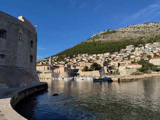 Fortification walls