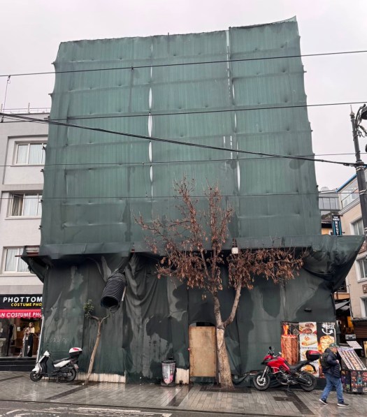 Farting building