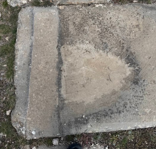 Door foundation