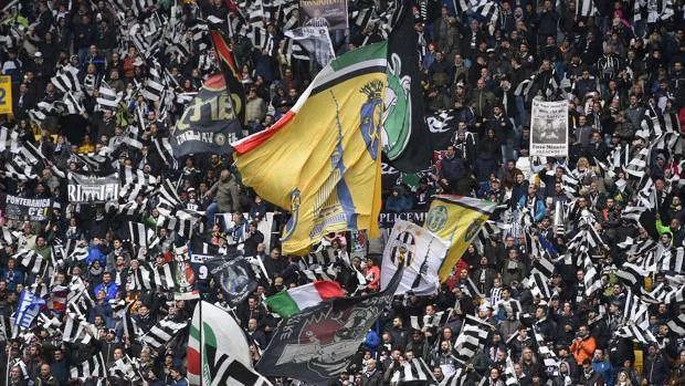 Download Gratuito immagini Parma Juve Gia Esaurito Il Settore Ospiti Forza Parma ultima da parte di