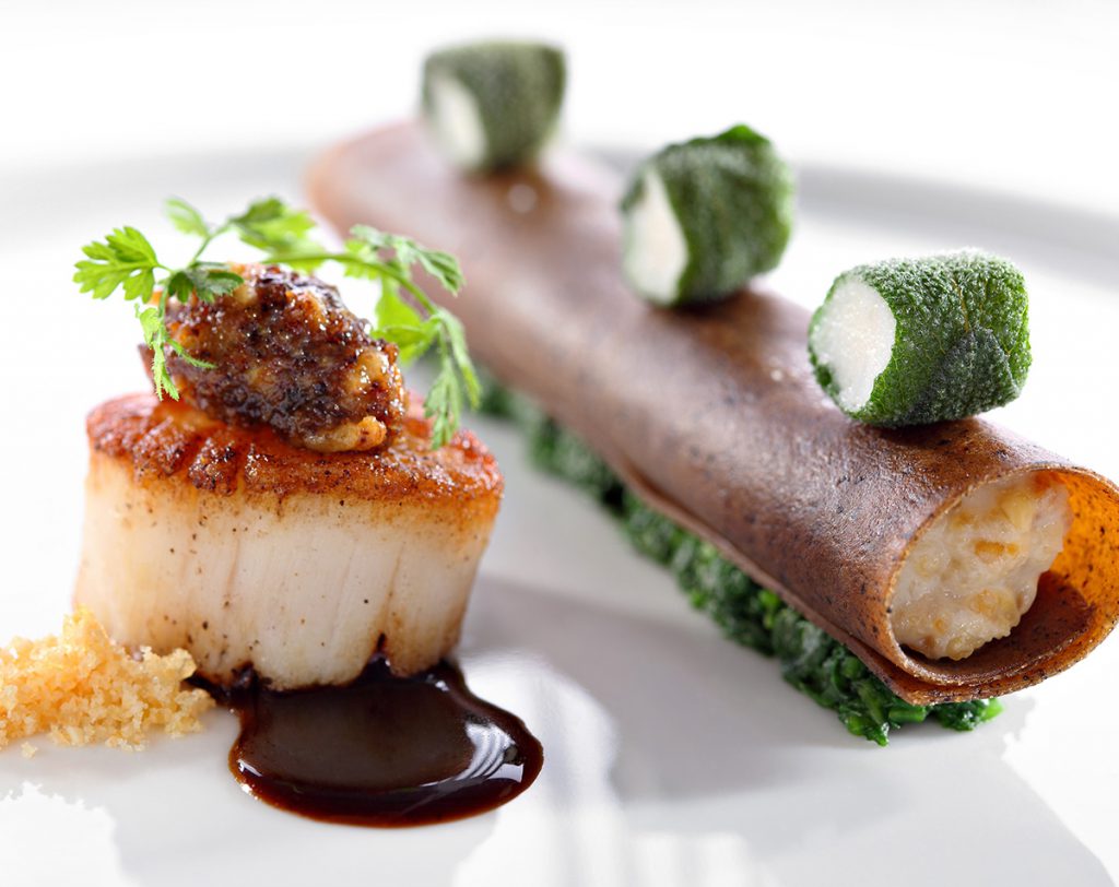 Cannelloni sind sehr geschmackvoll, passen ideal zu phantasievollen saucen und eignen sich hervorragend für sämtliche rezepte im ofen. Seared scallops | FOUR Magazine