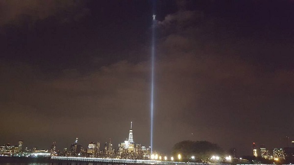 Twin tower tribute reveals apparition