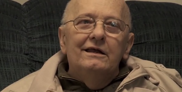 Dying CIA operative reveals details of Area 51