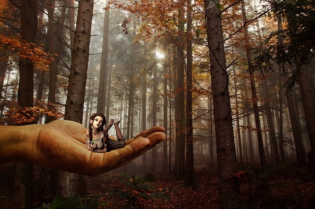 Ancient Giant remains have been hidden by the Smithsonian