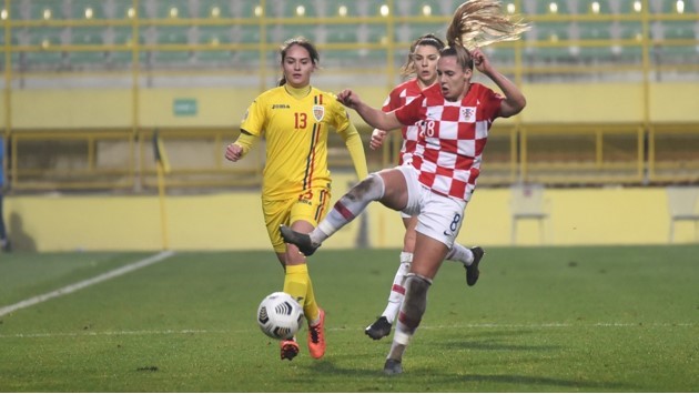 De la ora 17:00 (16:00 în croația), va fi transmisă în direct pe . Feminin NaÈionala FemininÄ Incheie Preliminariile Cu O Victorie Impotriva CroaÈiei FederaÈia RomanÄ De Fotbal