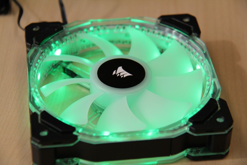 Corsair HD120 RGB LED High Performance 