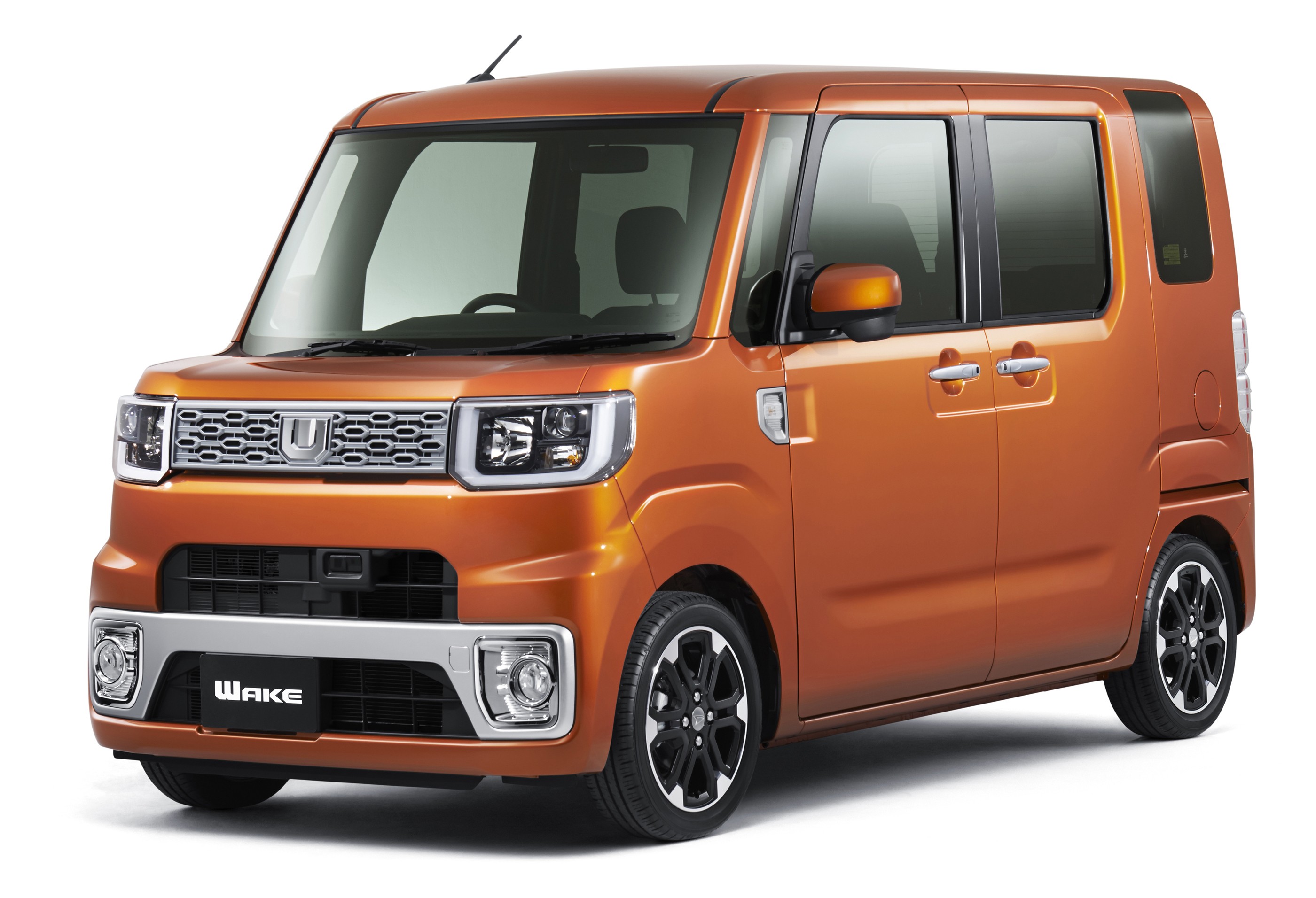 Daihatsu Wake - MPV kecil yang membuatkan Anchan ternganga 