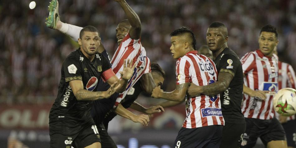 El volante del junior mostró su respaldo al técnico del equipo y habló sobre su . Junior De Barranquilla Hoy Analisis De Partido De Final Contra America Liga Aguila 2019 Futbol Colombiano Liga Betplay Futbolred
