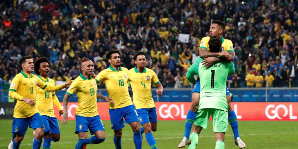 ¿en qué están hoy los jugadores del brasil. Seleccion De Brasil Nueva Camiseta Para 2020 2021 Inspirada En Campeones Del Mundo De 1970 Fotos Selecciones Nacionales Futbolred