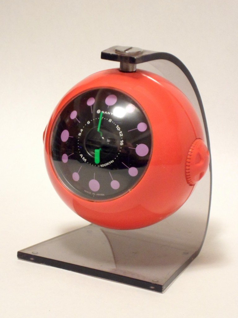 Sanyo RL-1600 AM Radio – Future Forms