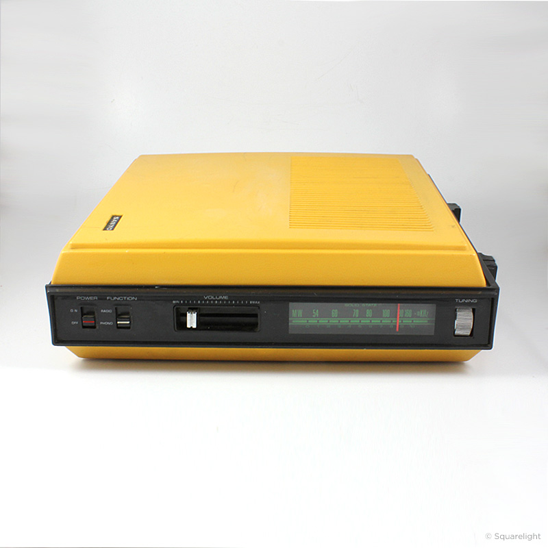 Sanyo PG-R8 Radio Phonograph – Future Forms