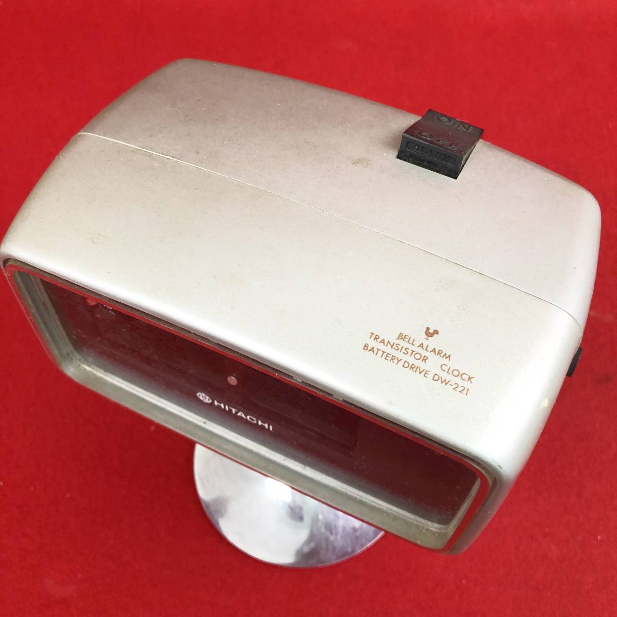 Hitachi DW-221 Digital Clock – Future Forms