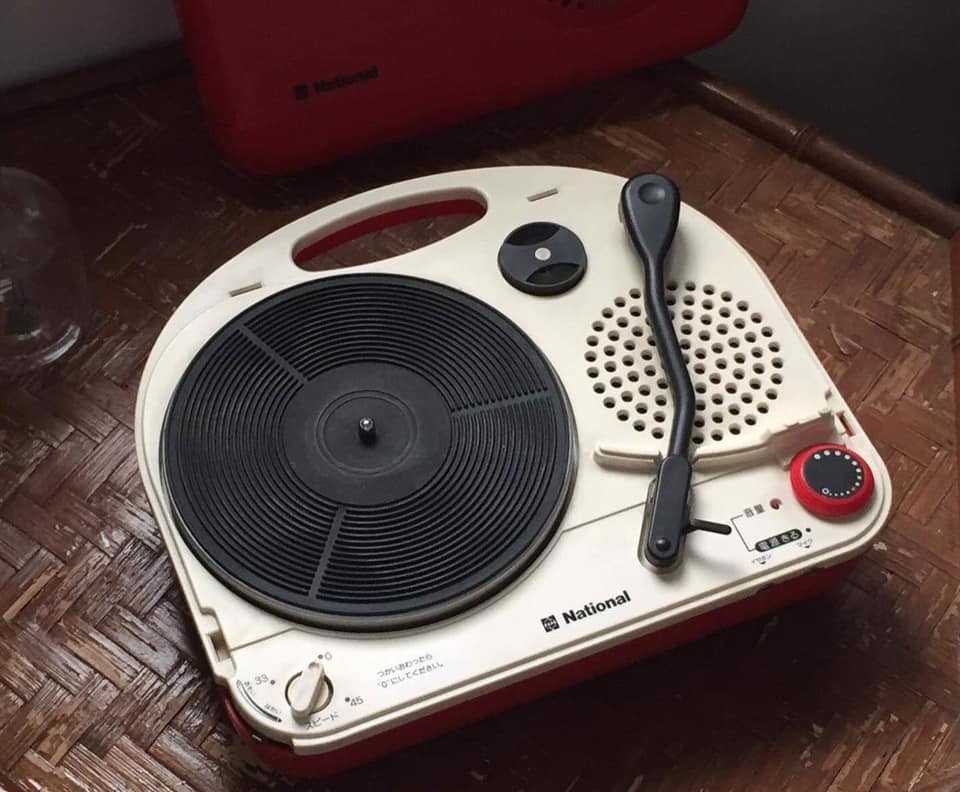 National SG-501N Portable Record Player – Future Forms