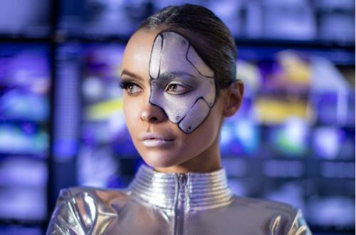 Woman Starseed from the future.