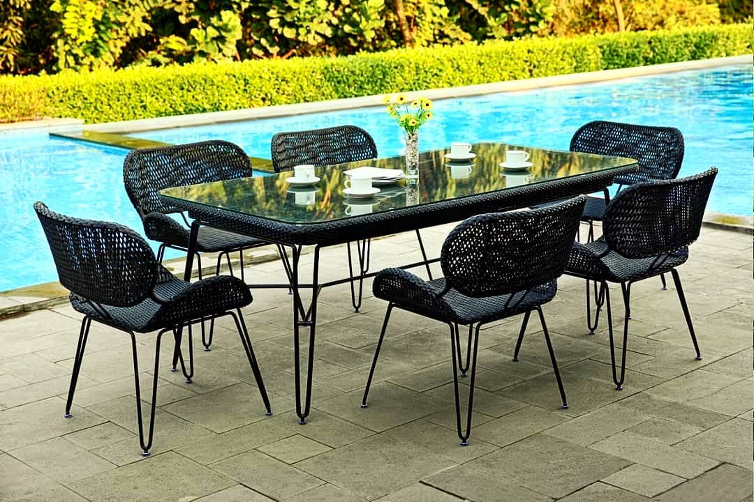 the one of outdoor dining furniture collection of Wisanka.
•
•
             
...