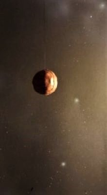 Model planety karłowatej Makemake/fot. wwwswedensolarsystem.se