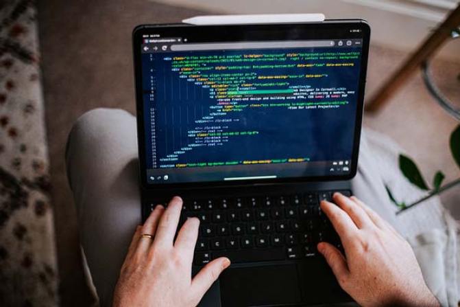 What Does a Web Developer Do (and How Do I Become One)?