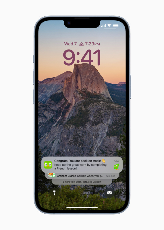 Apple iPhone 14 iPhone 14 Plus iOS 16 Lock Screen notifications 220907 1