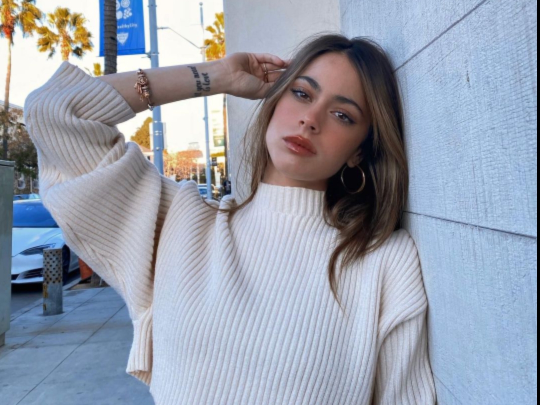 Tini Stoessel Tucu Correa Novia : Tini Stoessel disfruta de su gran momento vacacionando en ...