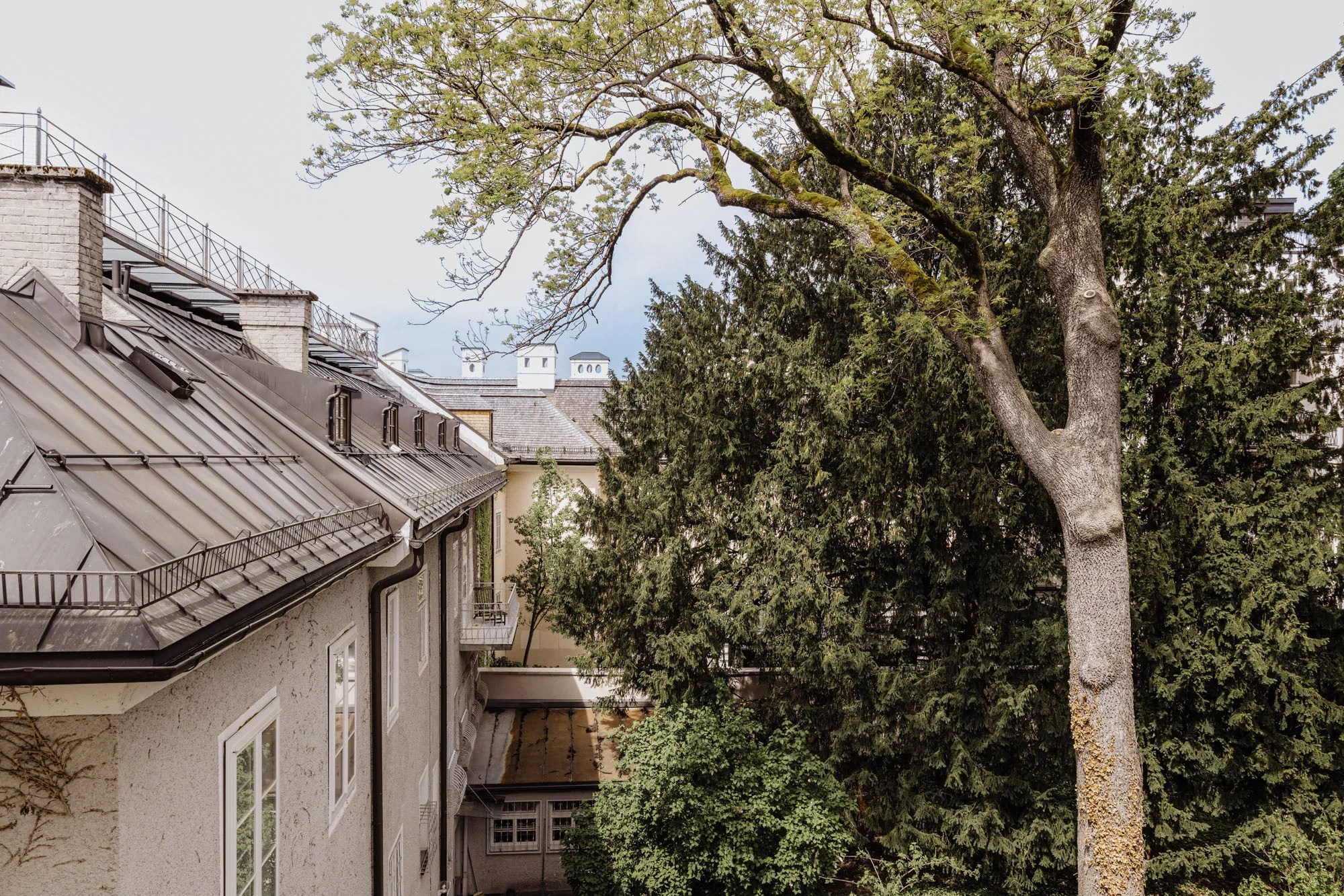Enjoy the scenic window view from the family room at Gentle Hide, offering a tranquil and picturesque atmosphere.