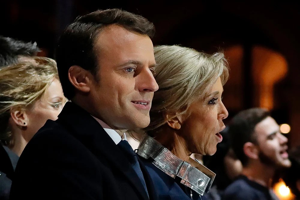 Emmanuel Macron Ehefrau Alter : IN PICTURES: Wife, supporters rejoice at Macron becoming