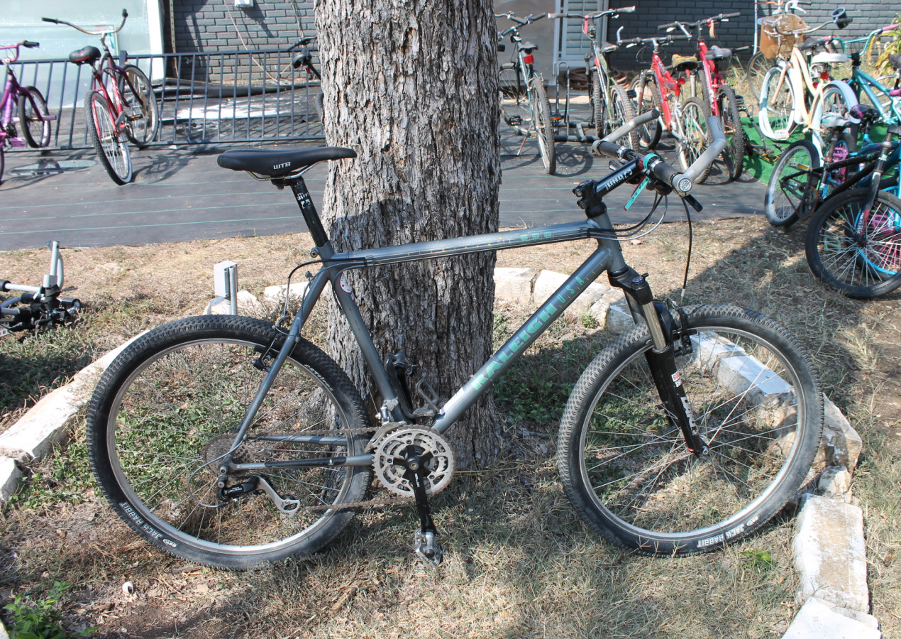 Raleigh MT600 Mountain Bike - 0471