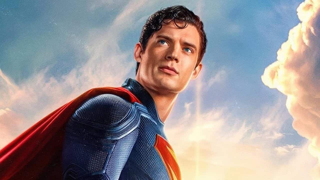 James Gunn Explains Superman's Secret Identity Plot Hole: Hypno Glasses & Lex Luthor's Blind Spot (2026)