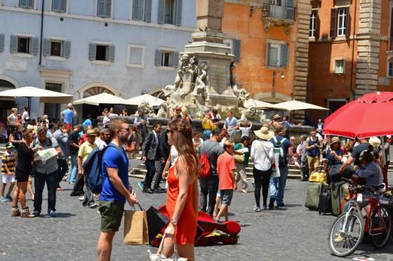 piazza navona blog, best piazzas in rome, what to do in rome blog, glamthug blog