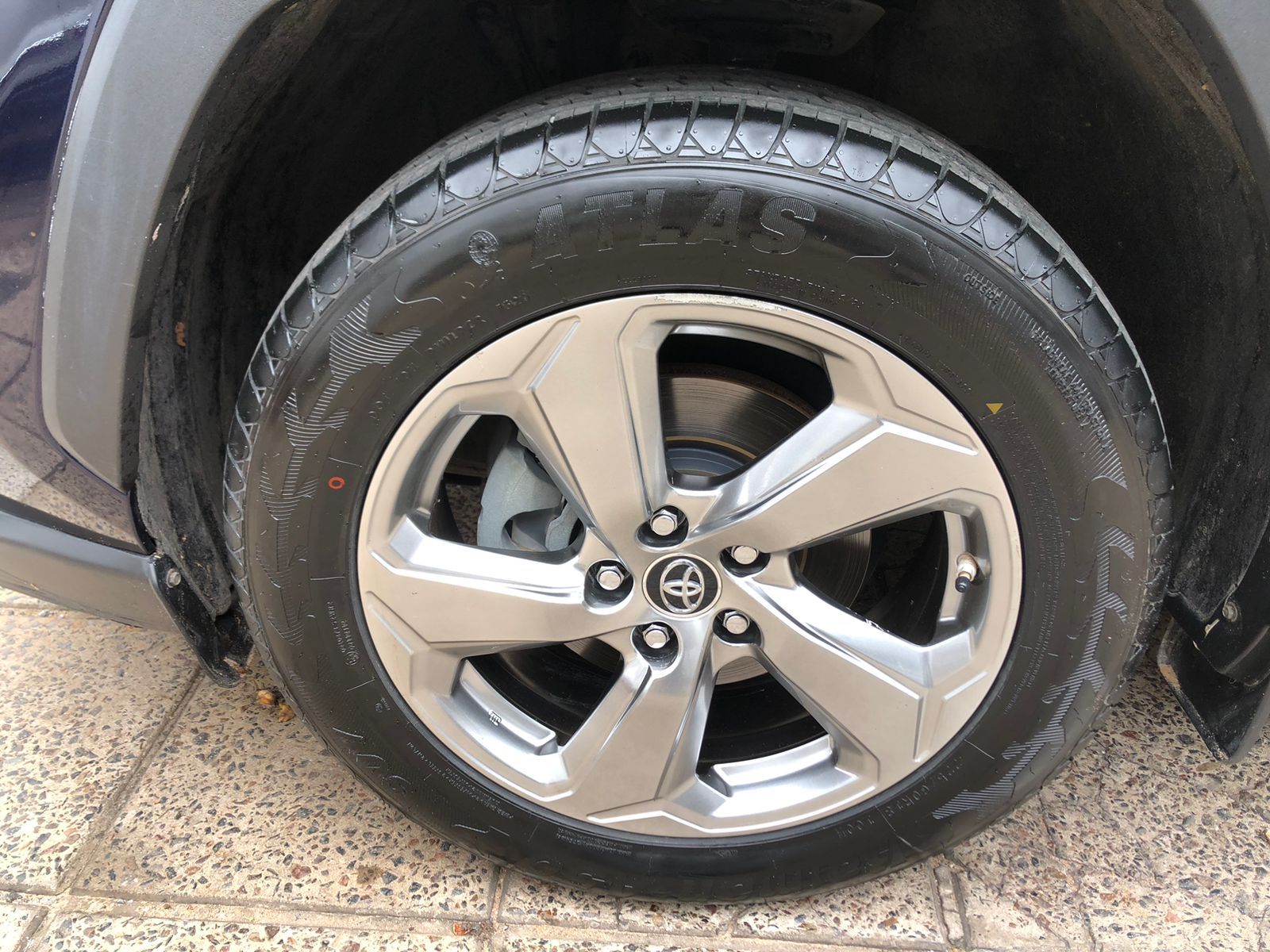 Toyota Rav4 2019 - foto 15