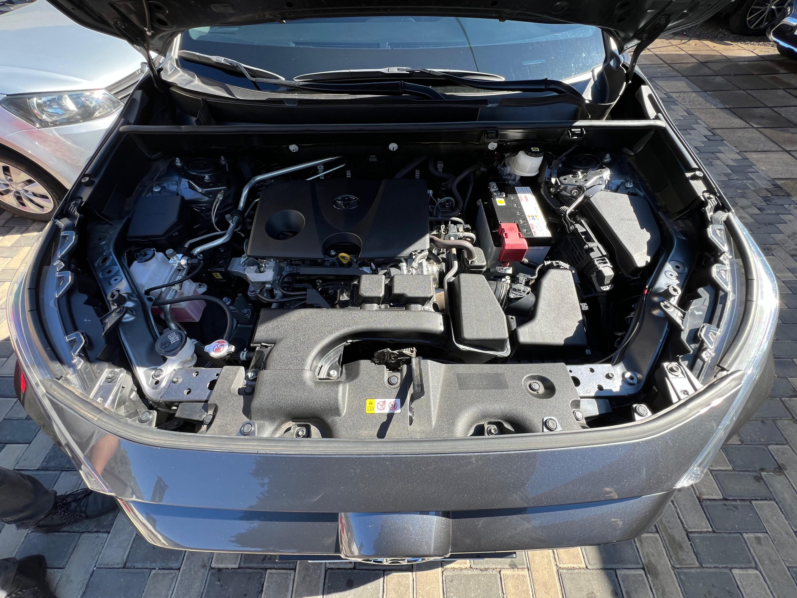 Toyota Rav4 2023 - foto 20