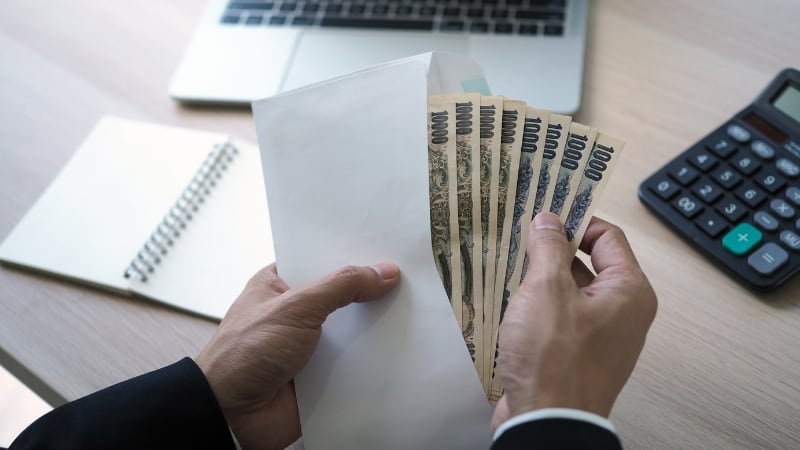 The Complete Guide to Walmart Bonuses: What Every Employee and Job Seeker Should Know