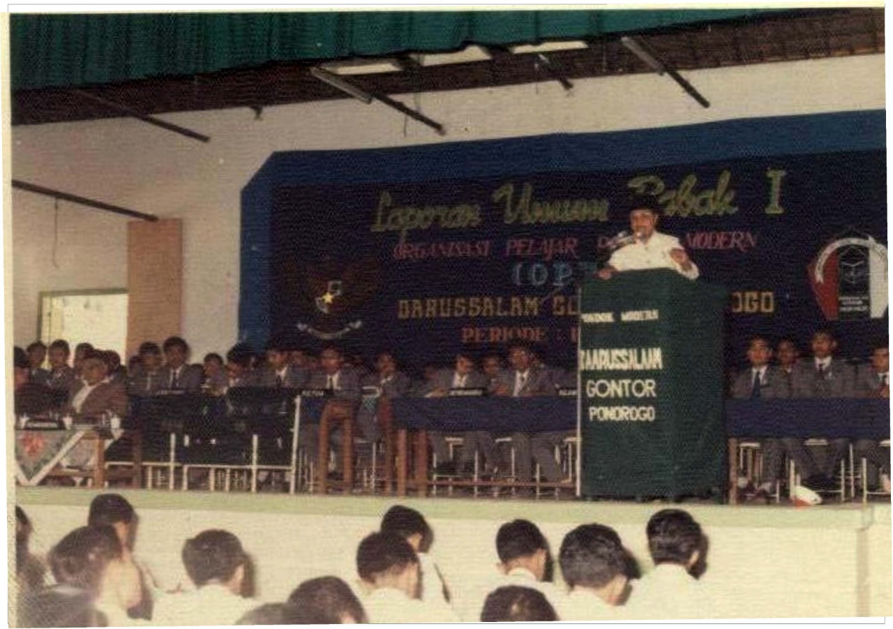 Ojo Adigang, Adigung, Adiguna - Gontor