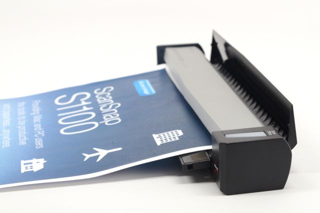 Fujitsu Intros ScanSnap s1100, Great Scanner for Mobile Pros
