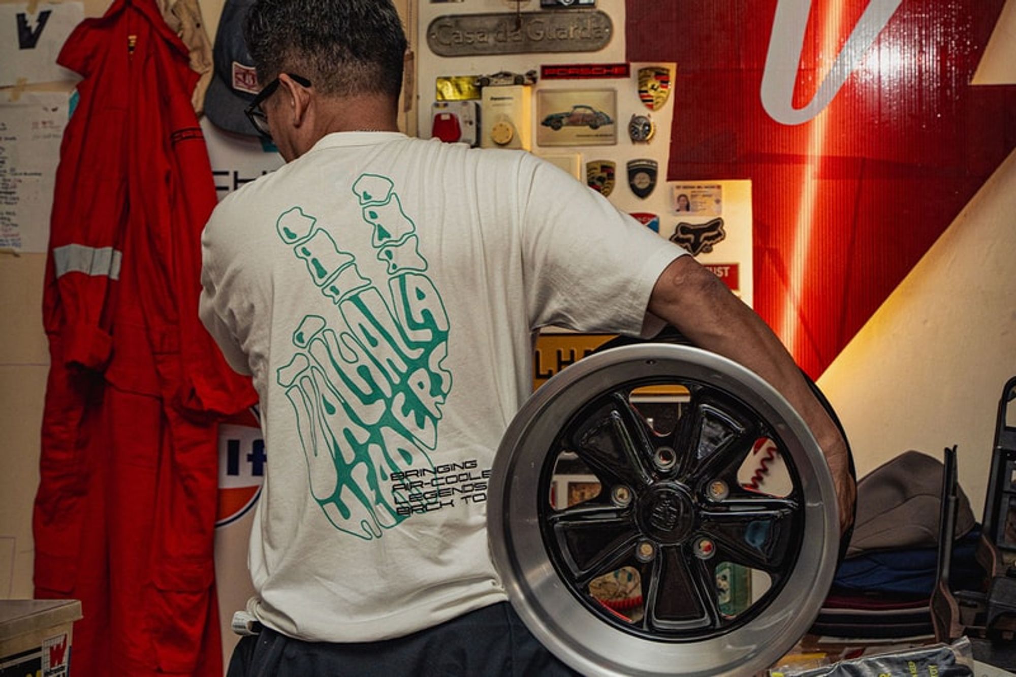 Naglunsad ang Valhalla Garage at Headers Inc. ng Porsche-Inspired na "Valhalla Collection"