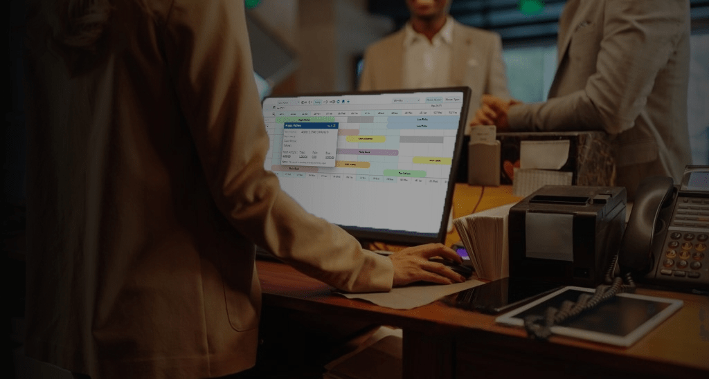 Hotel Front Desk Software Freelancer - Best Dark Designs in Mobile