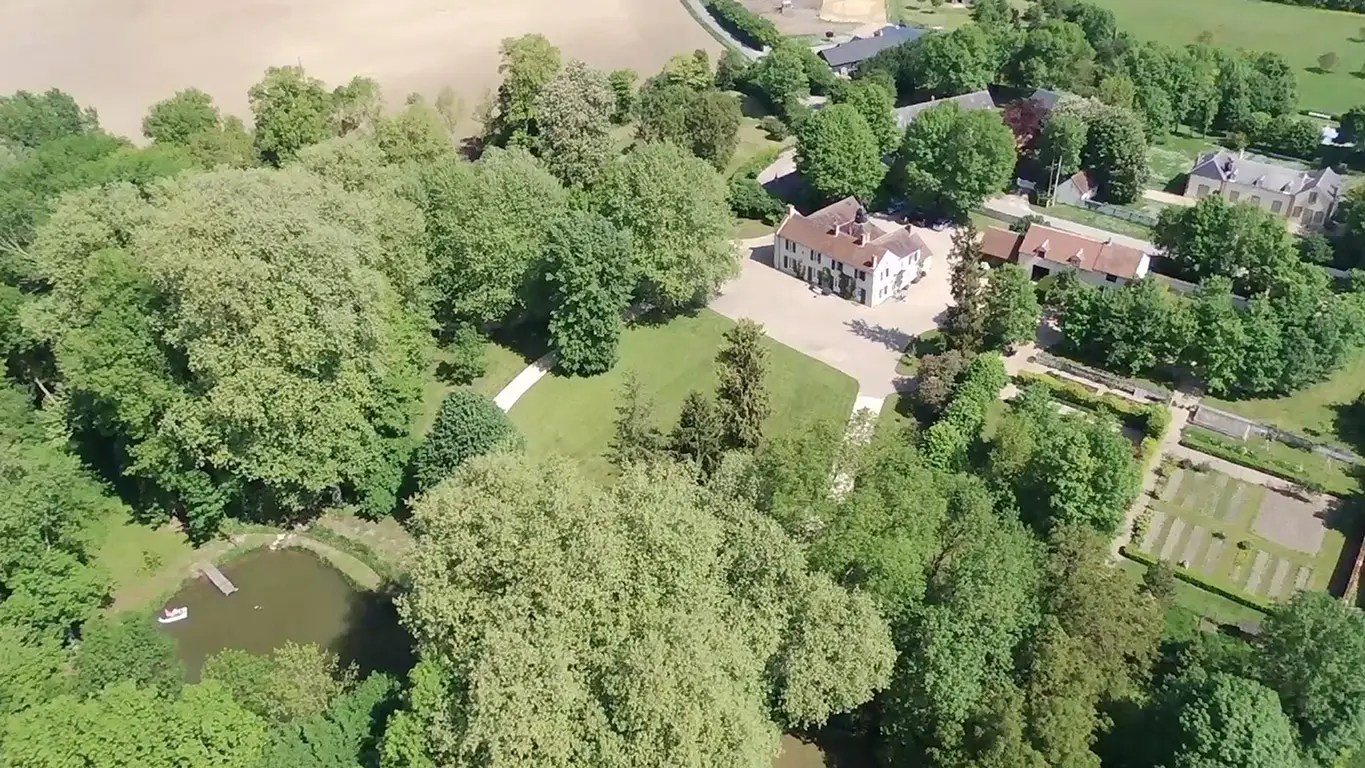 Vue aérienne de Grand Bouy