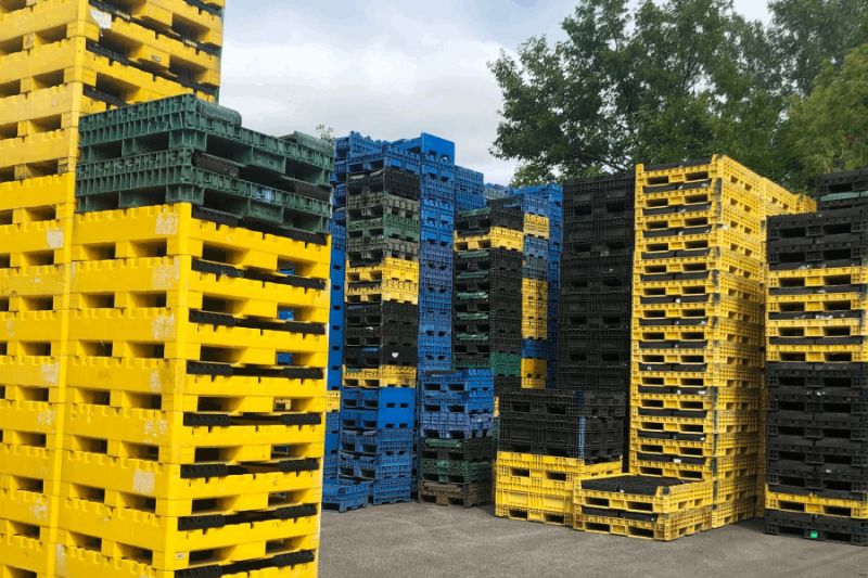 Industrial Packaging Solutions Green Processing Company - Download Professional Geometric Illustration | Mobile