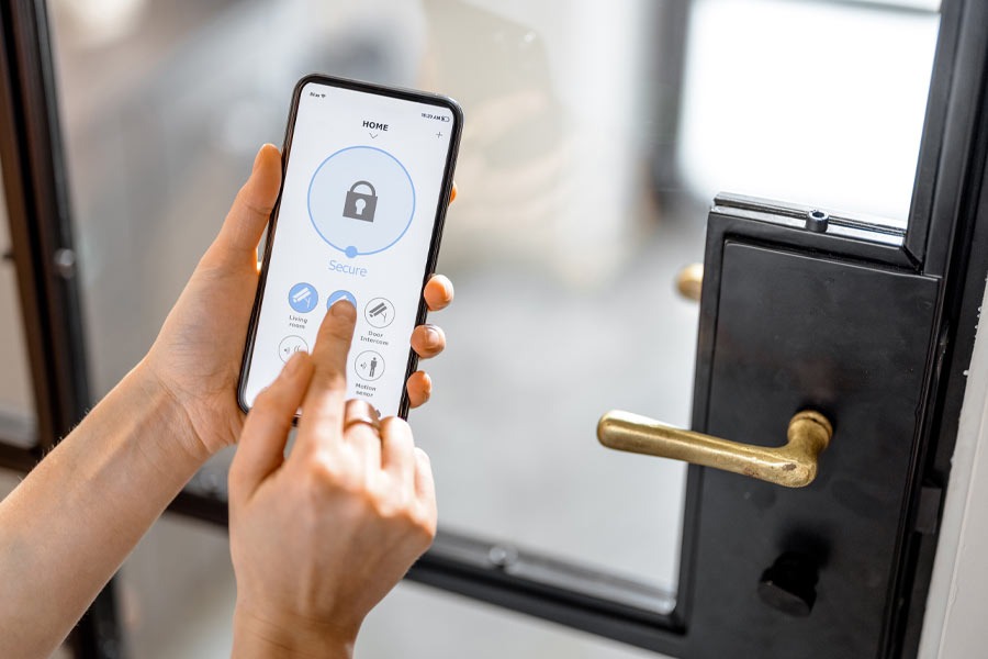 Smart Home Lock: अब घर की सेफ्टी होगी डबल, जानें यूज करने के टिप्स