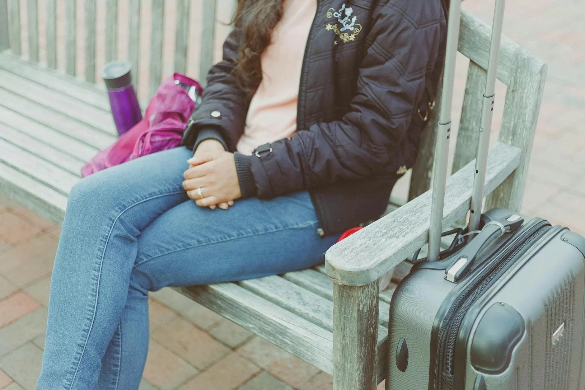 woman wearing black jacket