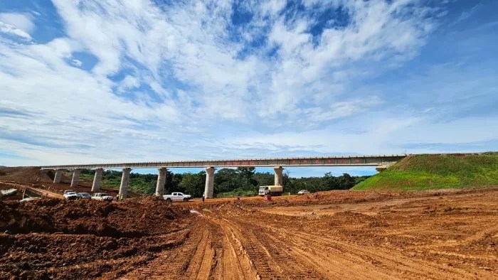 Communiqué : Une étape majeure franchie dans la construction des infrastructures de la Compagnie du TransGuinéen (CTG)