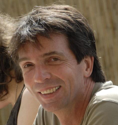 Radiokenner Sieb Kroeske over de historie en populariteit van muzieklijsten